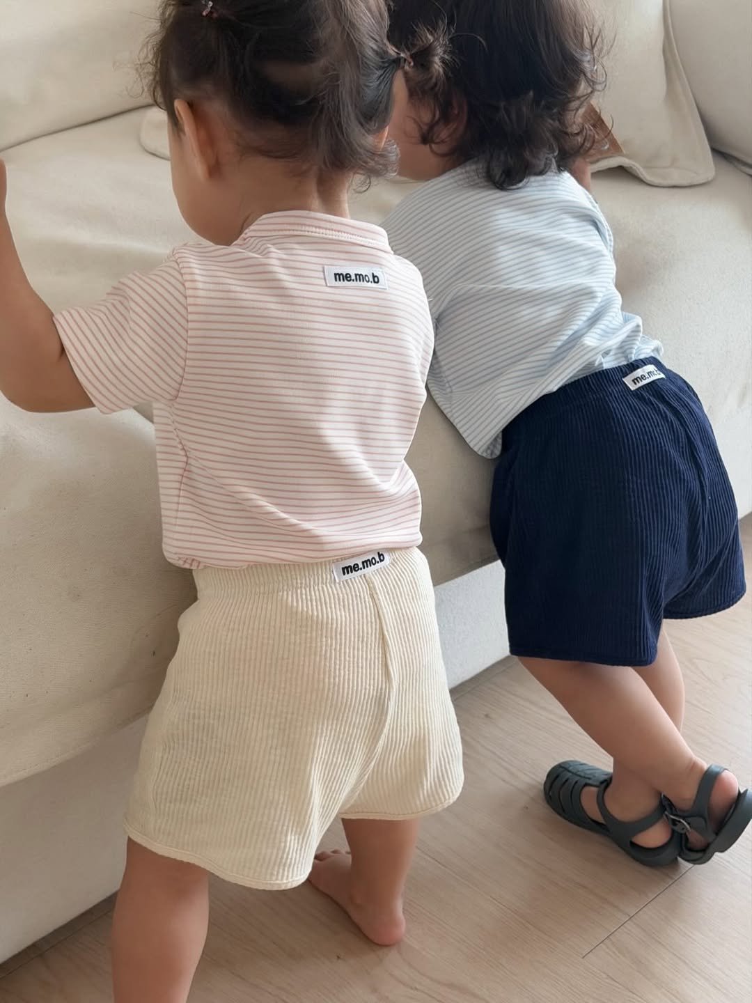meremodernbaby 게시물 이미지: .
.
착한가격 1만원초반대로 보여드릴께요 :)

단가라티는 소재 보들보들하고...