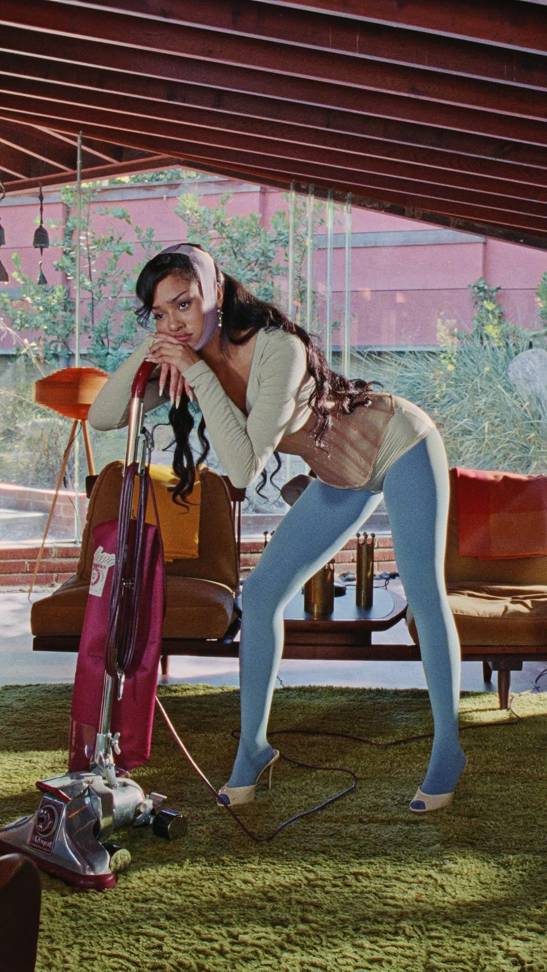 meretmanon 게시물 이미지: NOT BAD

A special short film made with my...