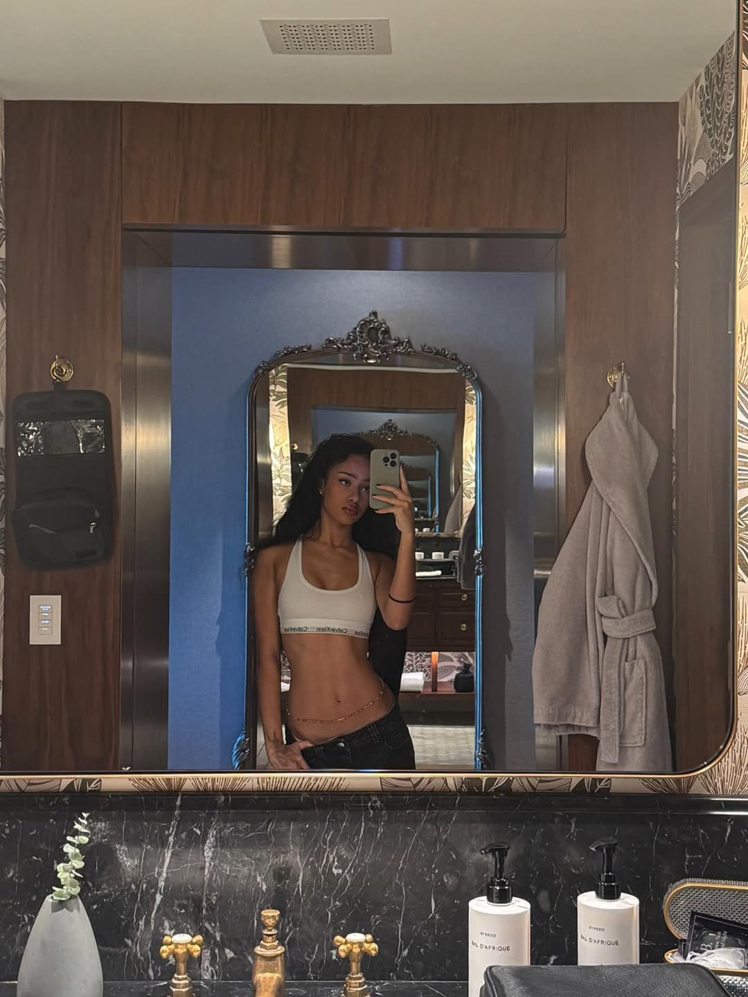 Photo by manon on December 04, 2025.