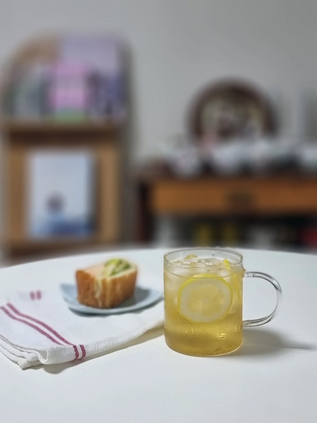 Photo shared by merry J on August 01, 2025 tagging @dotorigarden. May be an image of baguette, lemonade, tea and text.