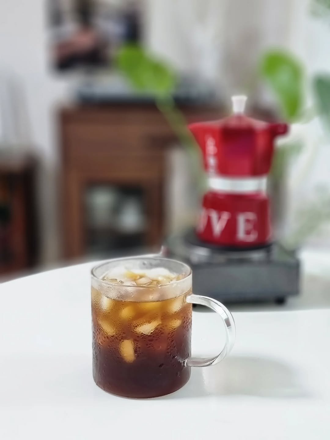 Photo by merry J on August 12, 2025. May be an image of coffee cup, tea maker, coffee maker, carafe, cornflower and text.