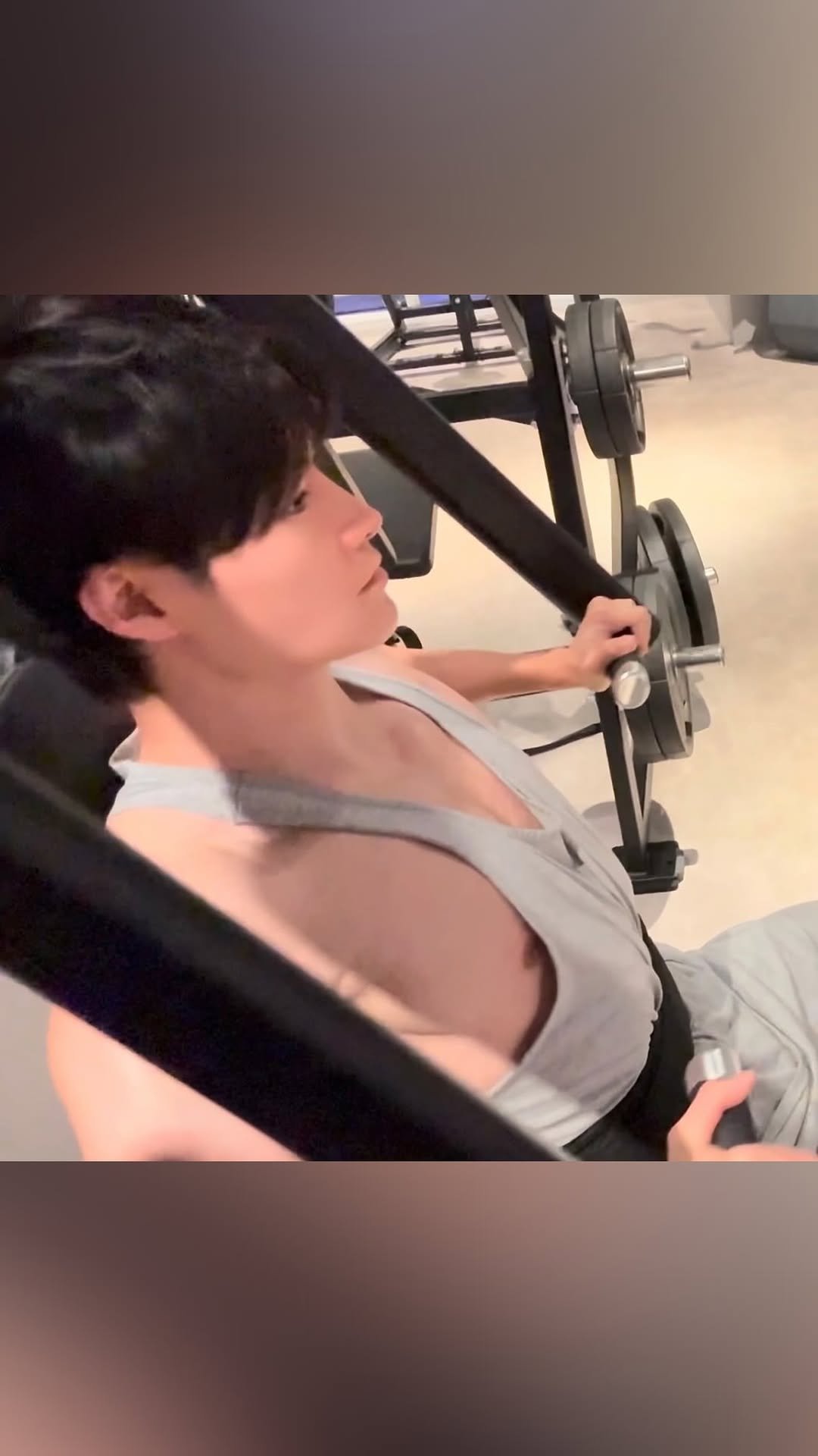 mett0606 게시물 이미지: Training time 💪

#筋肉 #筋トレ #ジム #muscle #fitness #gym