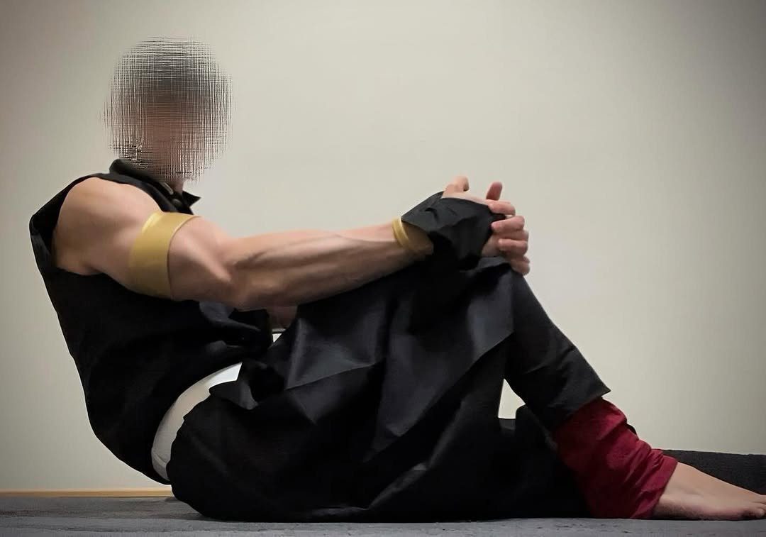 Photo by 筋肉思想家めと (METT) on October 31, 2025. May be an image of martial arts, costume and text.