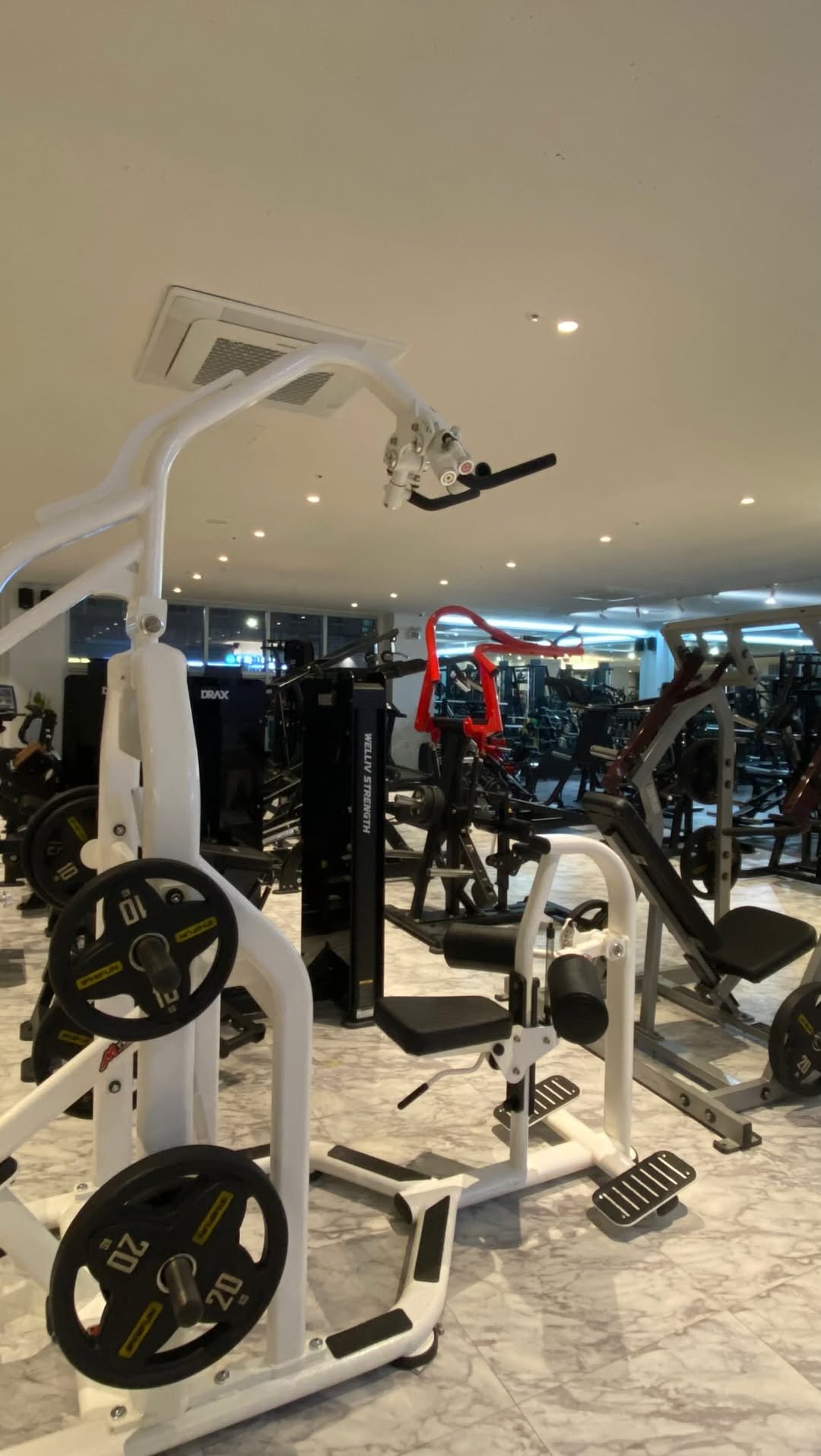 mi___k_ 게시물 이미지: 모두를 만족시키려는건 내 욕심
내 센터는 내 얼굴이고
내 얼굴은 내가 젤...