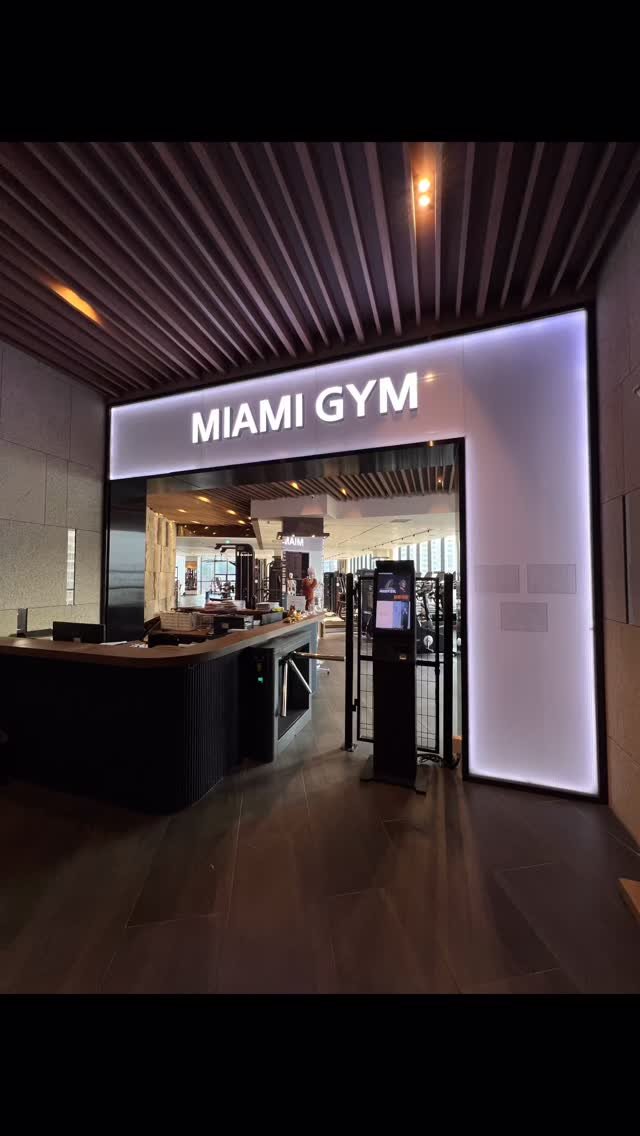 miami_hyun 게시물 이미지: 마이애미짐 해운대점 오픈🎉
Gym × Resort mood

운동하러 오는 것이...