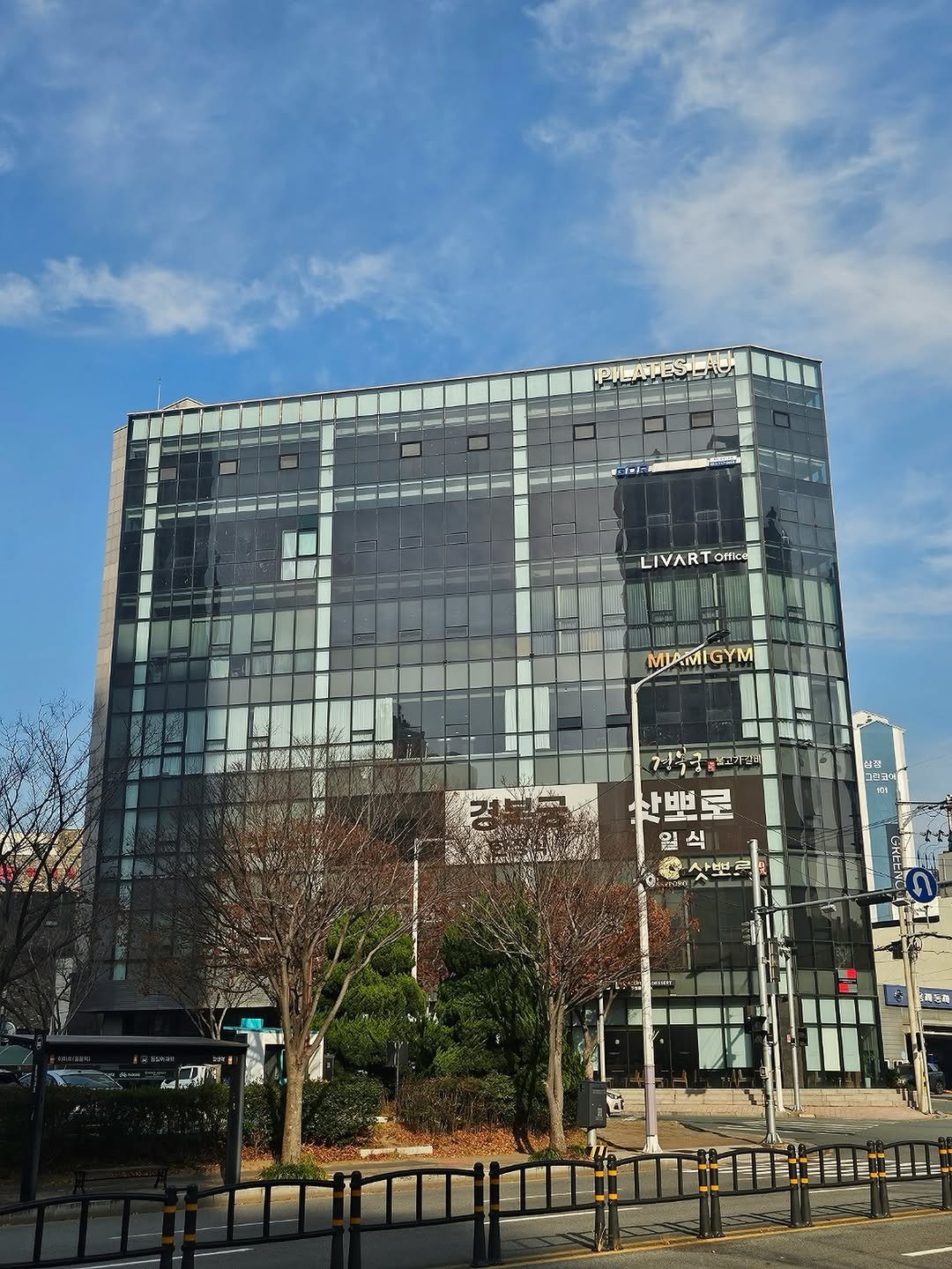 miami_hyun 게시물 이미지: 안녕하세요 마이애미짐입니다!

기다리시던 마이애미짐 해운대점이 12/8(월)...
