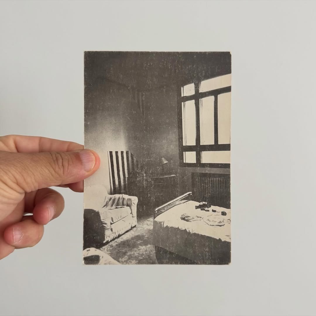 micahlexier 게시물 이미지: Added a couple new Daniel Buren invitations...