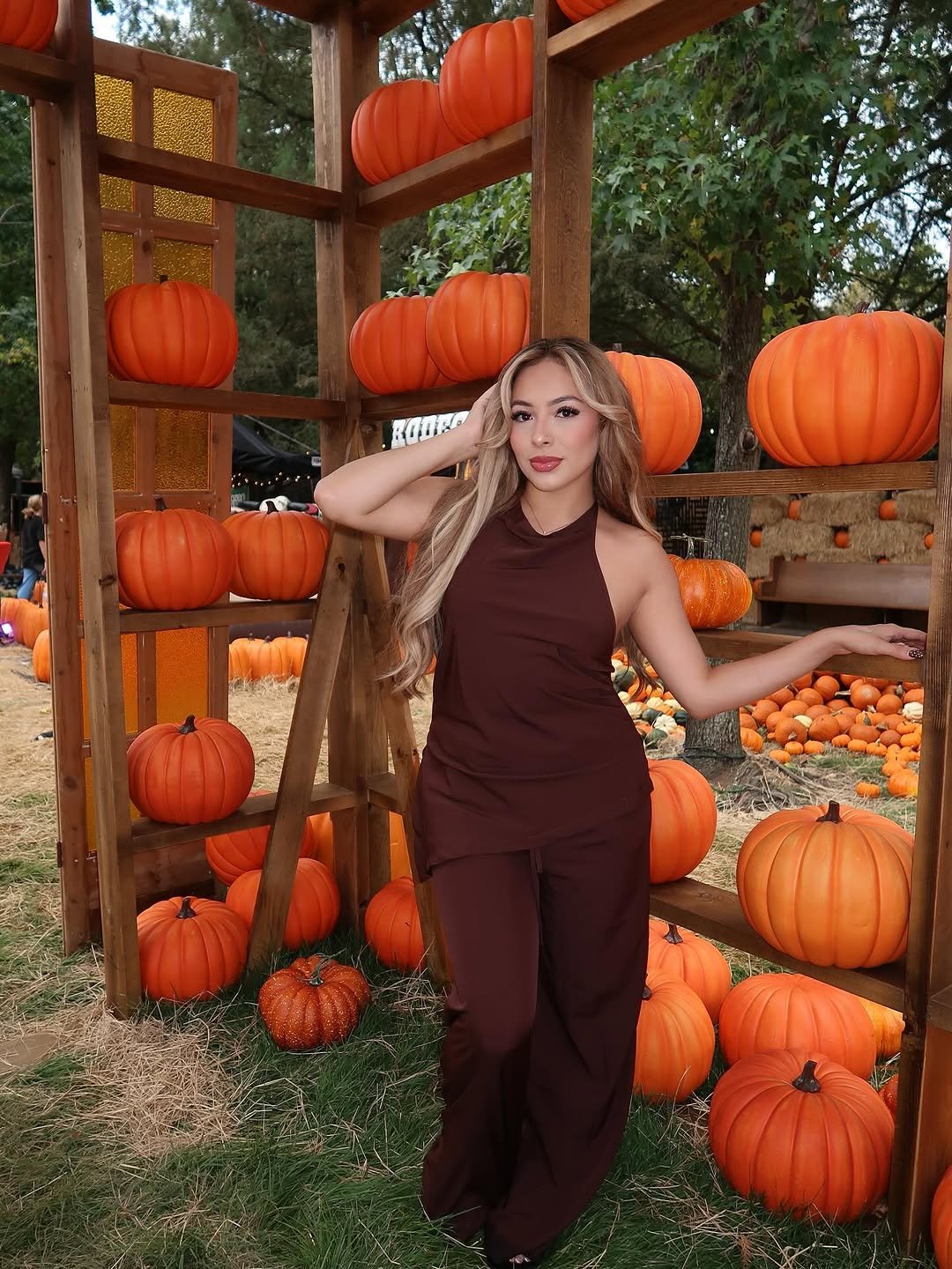 Photo shared by MICHELLE PAZ on September 26, 2025 tagging @shein_us. May be an image of jumpsuit, pumpkin, gourd and text.