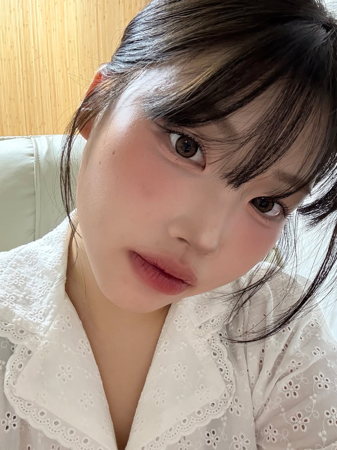 Photo by 이노마 on September 12, 2025. May be a selfie of 1 person, bangs and text.
