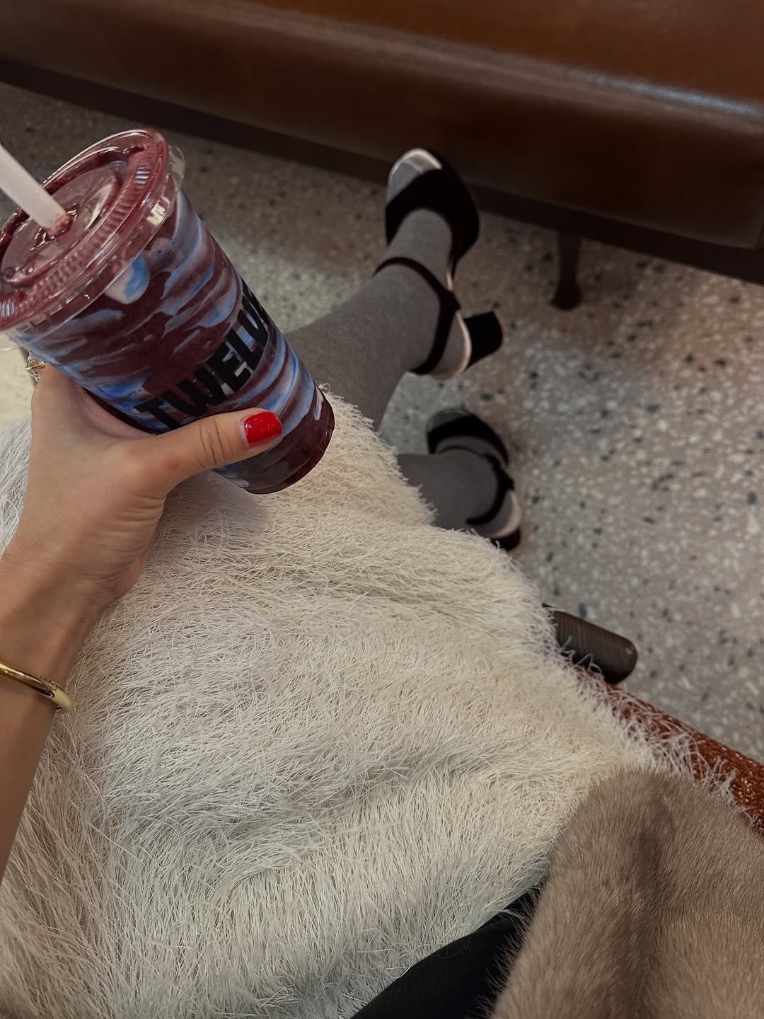 Photo by 김미희 on December 15, 2025. May be an image of smoothie and text.