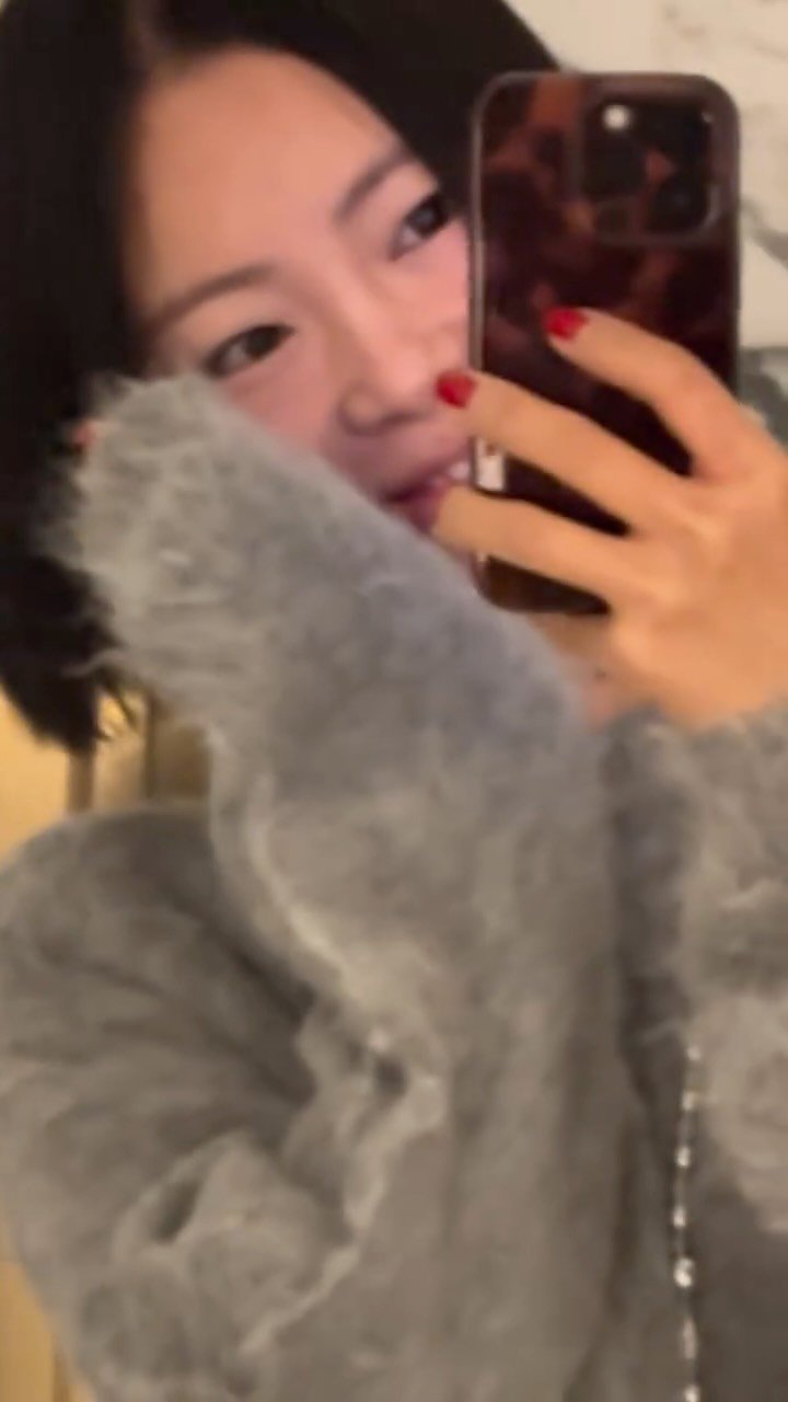 mihee2351 게시물 이미지: 아무것도 안했는데
돈이 나가네요?🫣
made in italy🇮🇹 
모이스올가...