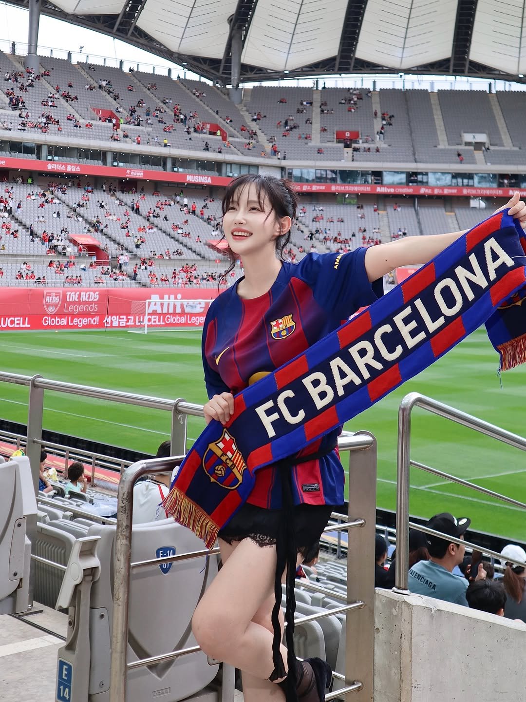 miinseo_love 게시물 이미지: 바르샤 vs 리버풀 레전드는 레전드다...♥️💙
눈앞에서 전설들의 위대함을 직접...