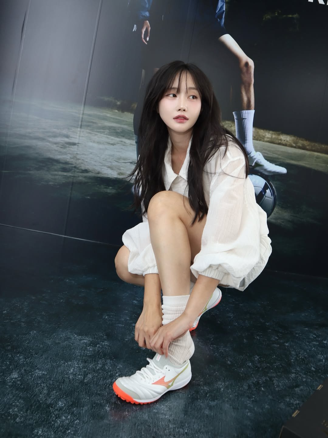 miinseo_love 게시물 이미지: 🤍 Pure White, Brilliant Prism🧡
미즈노의 새로운 컬러웨이...