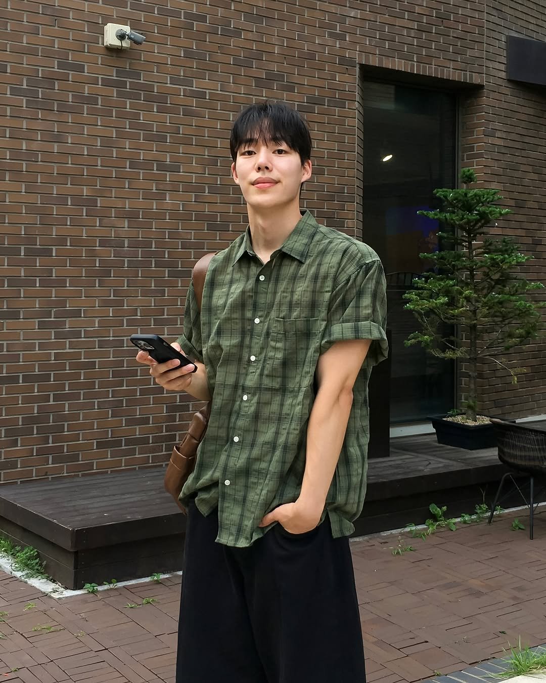 Photo by 미지로 on July 20, 2025. May be an image of 1 person and text.