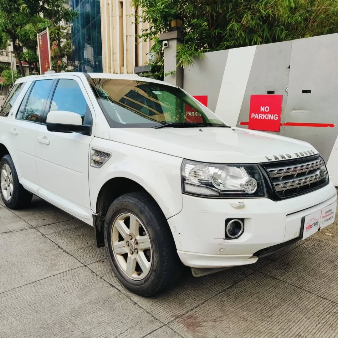 Photo by Milestone auto hub on September 29, 2025. May be an image of car, jeep, minivan, wheel and text.