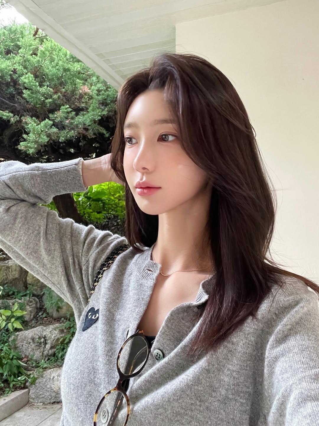 Photo by 김민희 on September 08, 2025. May be a selfie of 1 person, hair, top, outdoors and text.