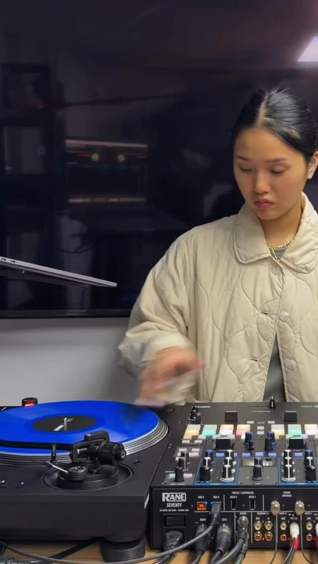 mimmiiiya 게시물 이미지: 그 음악은 제발 틀지말아요 디제이🎧
