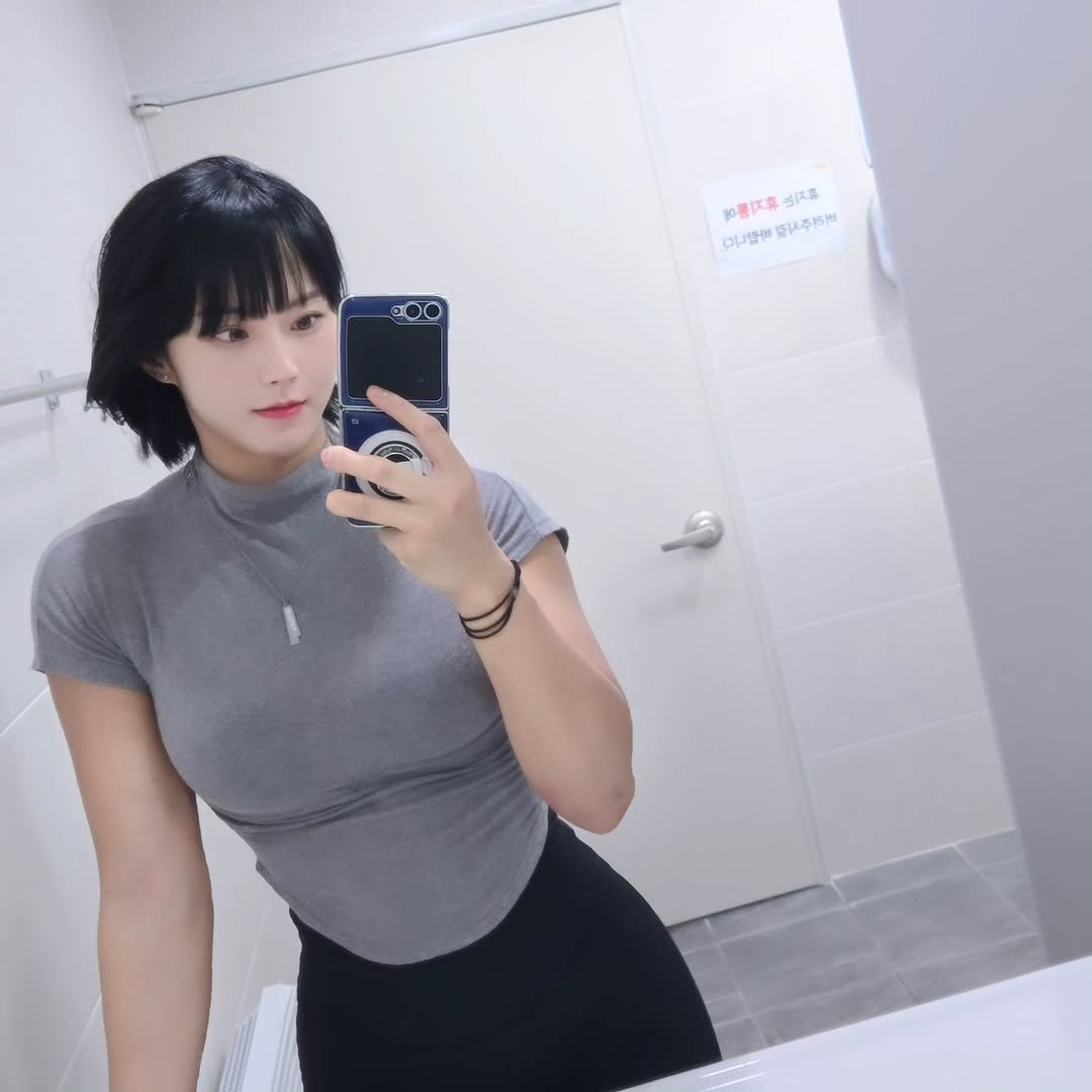 min_warrior 게시물 이미지: 오랜만에 다시 단발😺
