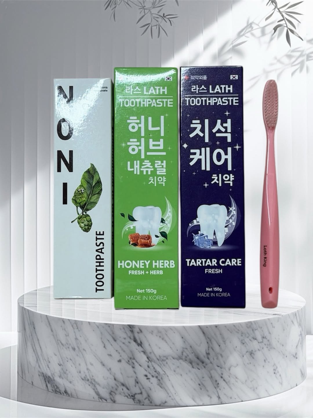 Photo by 메이앤 • Beauty Fashion Lifestyle on October 27, 2025. May be an image of hair product, toothbrush, dental floss, brush and text that says '의약외품 HDT 라스. 라스 LATH 라스 라스 LATH TOOTHPASTE 허니 허브 내츄럴 치약 치석 케어 치약 2710 O N TOOTHPASTE HONEY HERB FRESH HERB TARTARCARE TARTAR CARE FRESH Net 150g MADE MADEINKOREA IN IN KOREA Net 150g'.