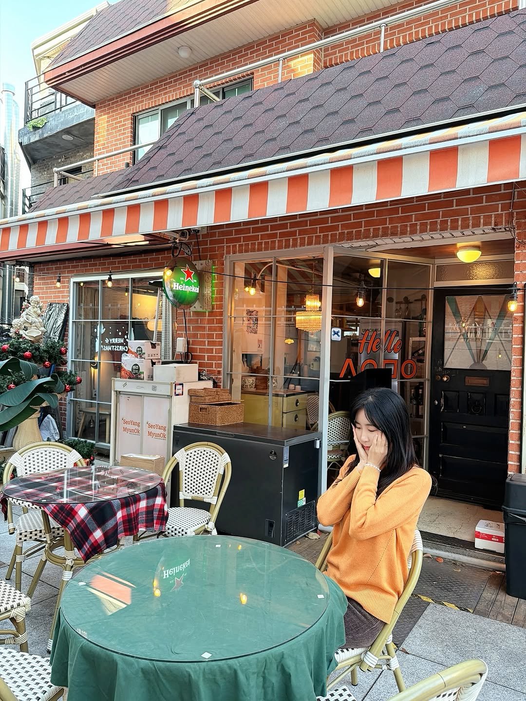 Photo shared by 메이앤 • Beauty Fashion Lifestyle on December 11, 2025 tagging @seoyangmyunok.seoul, and @mutvengers_. May be an image of outdoors and text.