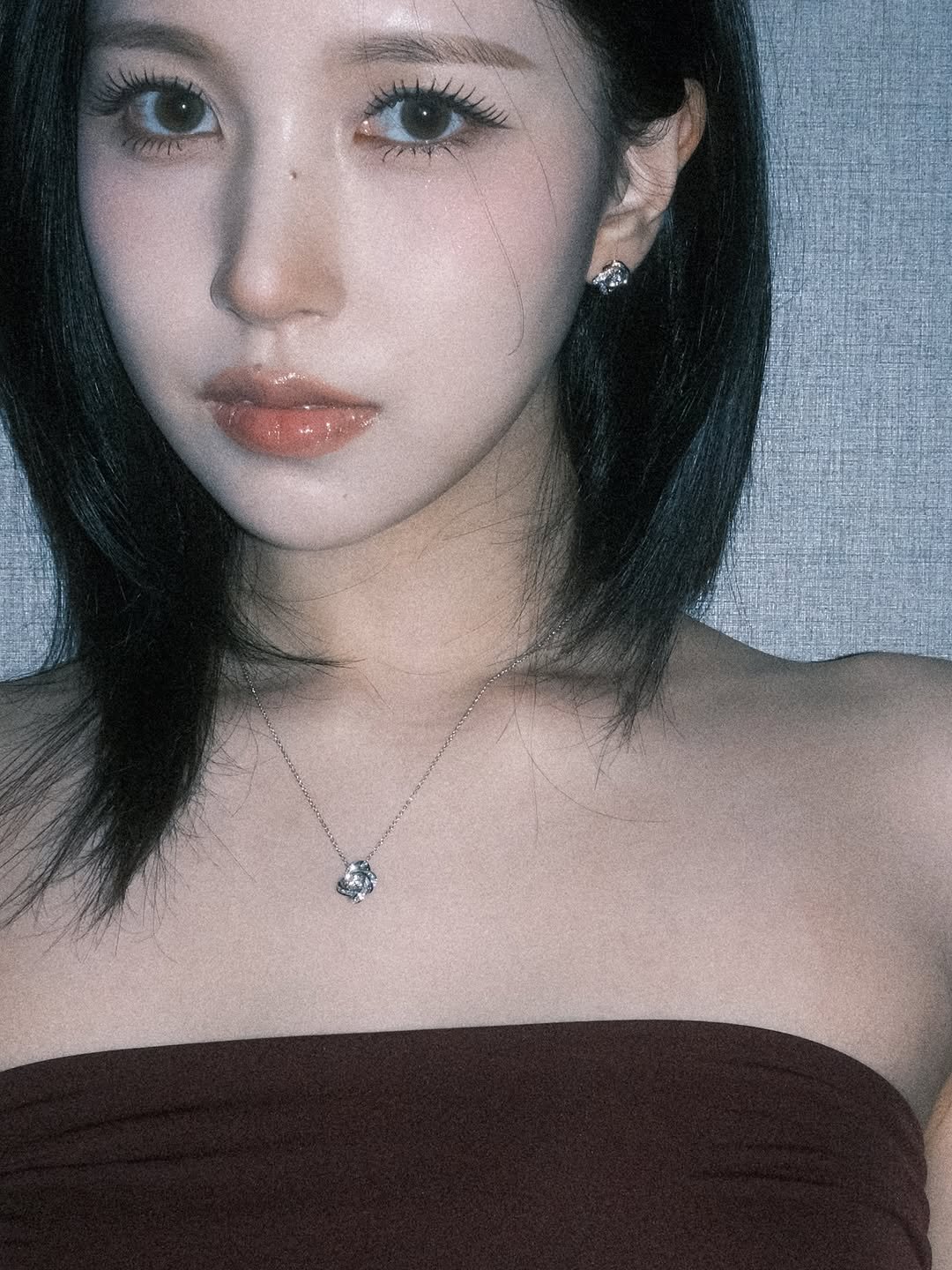 mina_sr_my 게시물 이미지: 洗練されたシャクヤクの花をモチーフに描いた「ピヴォワンヌ」
コレクションに新作のピアスが加わ...