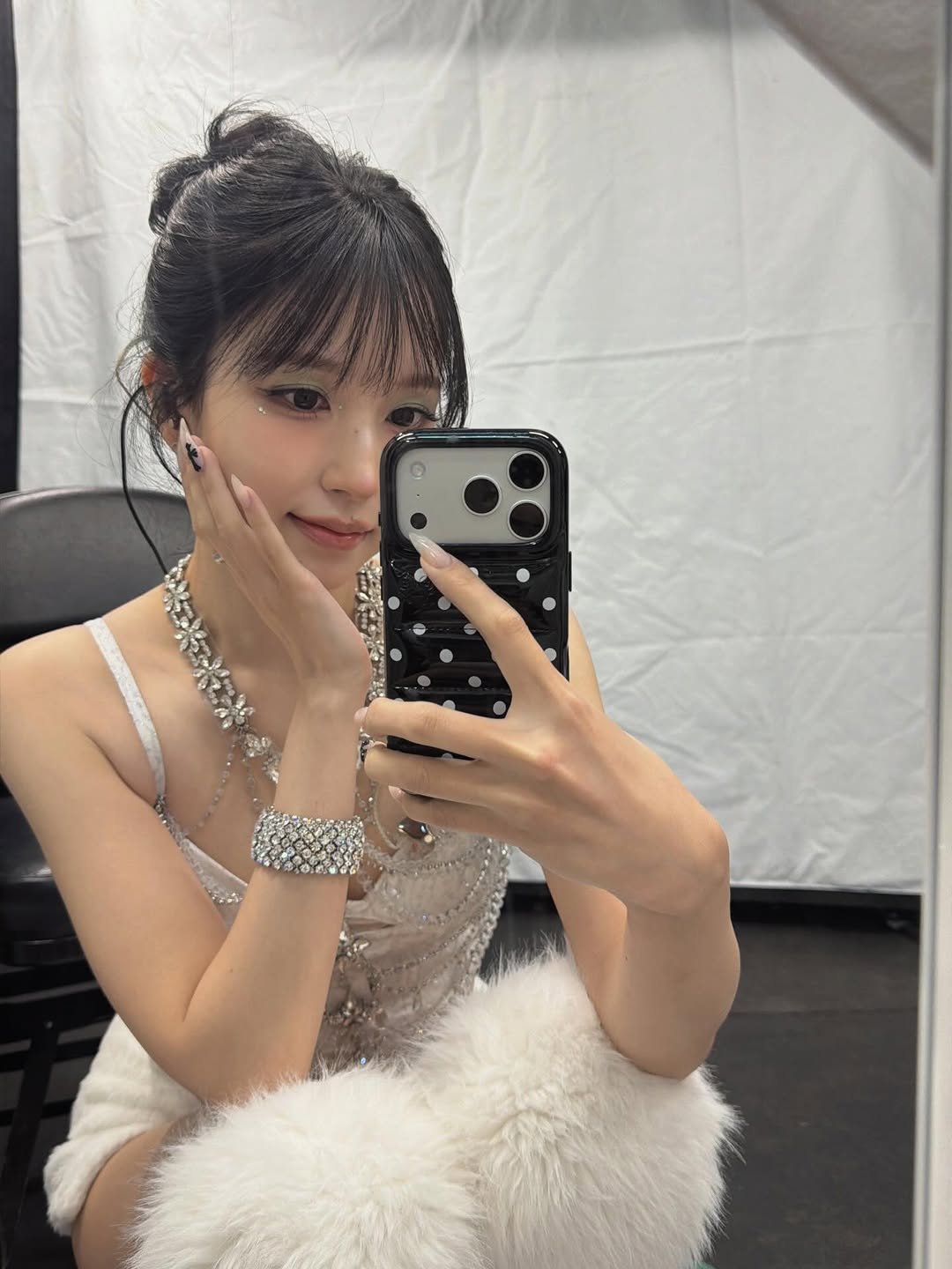 Photo by 미나 (MINA) on April 18, 2026. May be an image of one or more people, hair and text.