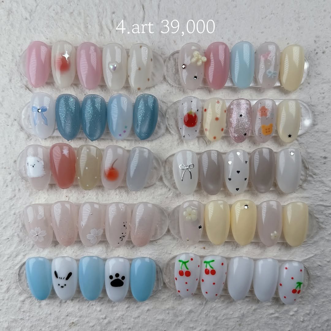 Photo by 병점네일/수원네일/동탄네일/오산네일/평택네일/수원역네일/화성네일/열손연장전문/코코리젠본사 on March 25, 2026. May be an image of one or more people, fingernails and text.