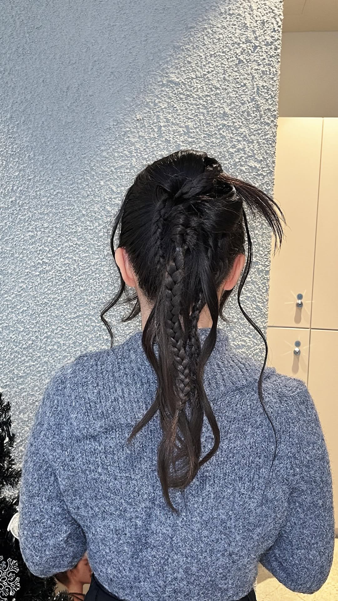 mine.d_jungwon 게시물 이미지: 머리가 예쁘지 않으면 내 인생이 망할 것 같다는 생각으로
10년이 넘는 시간 동안...