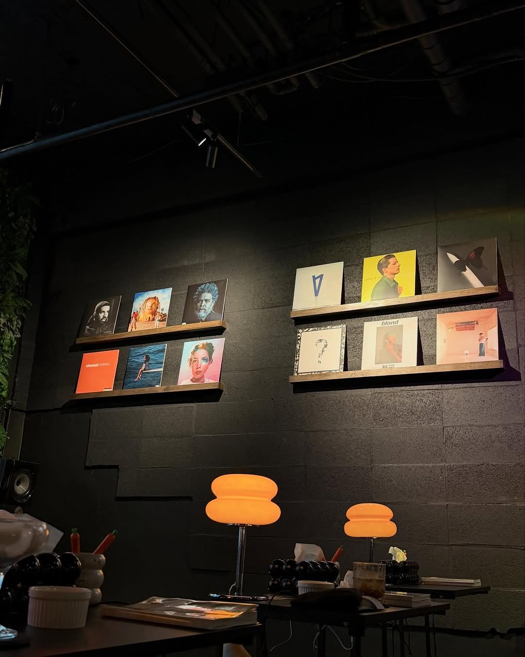 Photo by 홍민기 on November 15, 2025. May be an image of lamp shade and text.