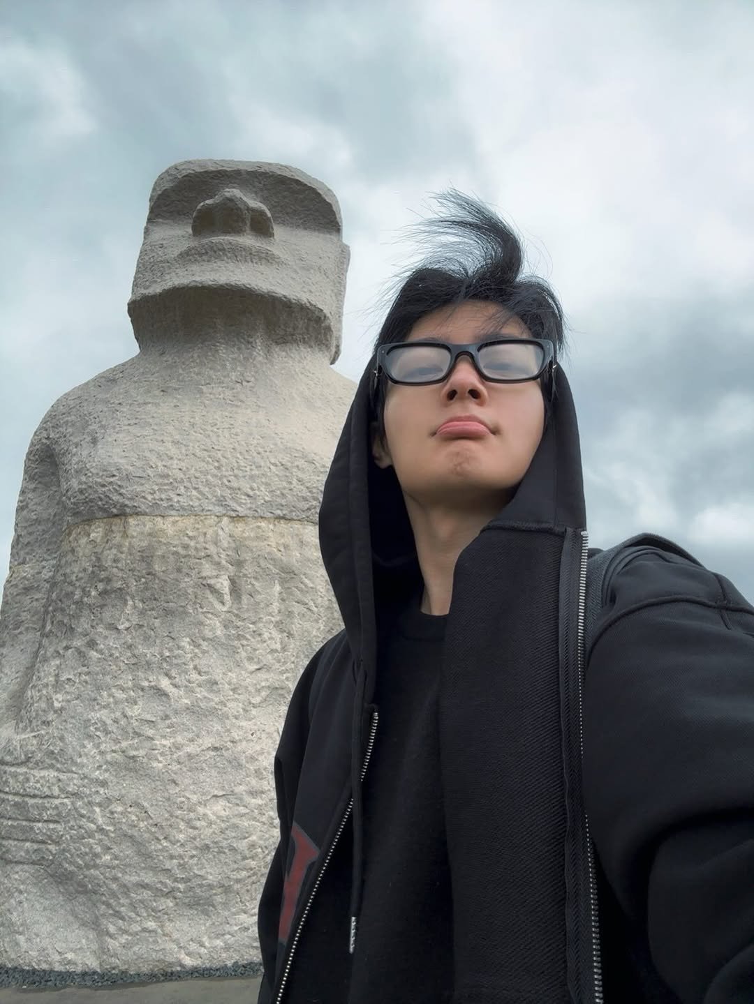 mingi_1122 게시물 이미지: 🗿🗿🗿