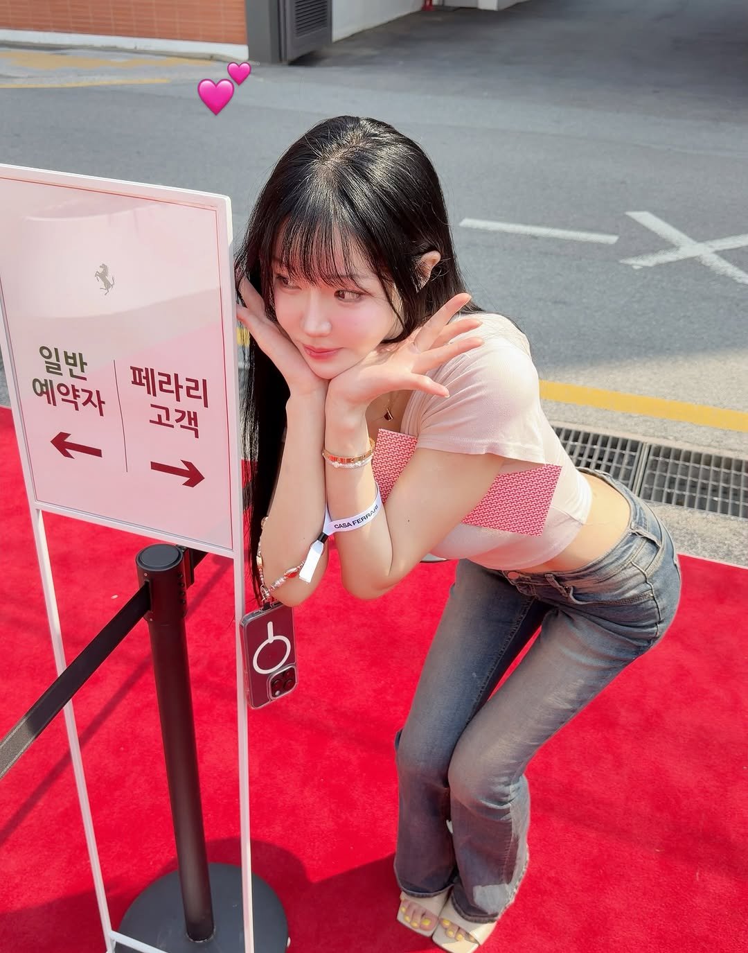 minhanna0914 게시물 이미지: 쌩카도 잘나오는 날씨☀️

페라리 회원초청 카페☕️
차를 샀는데 문화를 선물해주는...