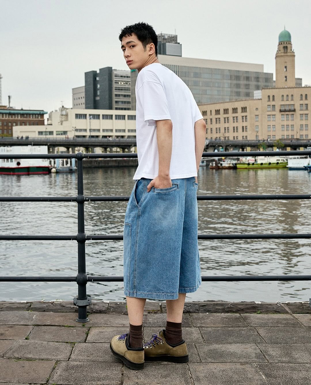 minimalproject_official 게시물 이미지: WIDE CARPENTER DENIM BERMUDA HALF PANTS...