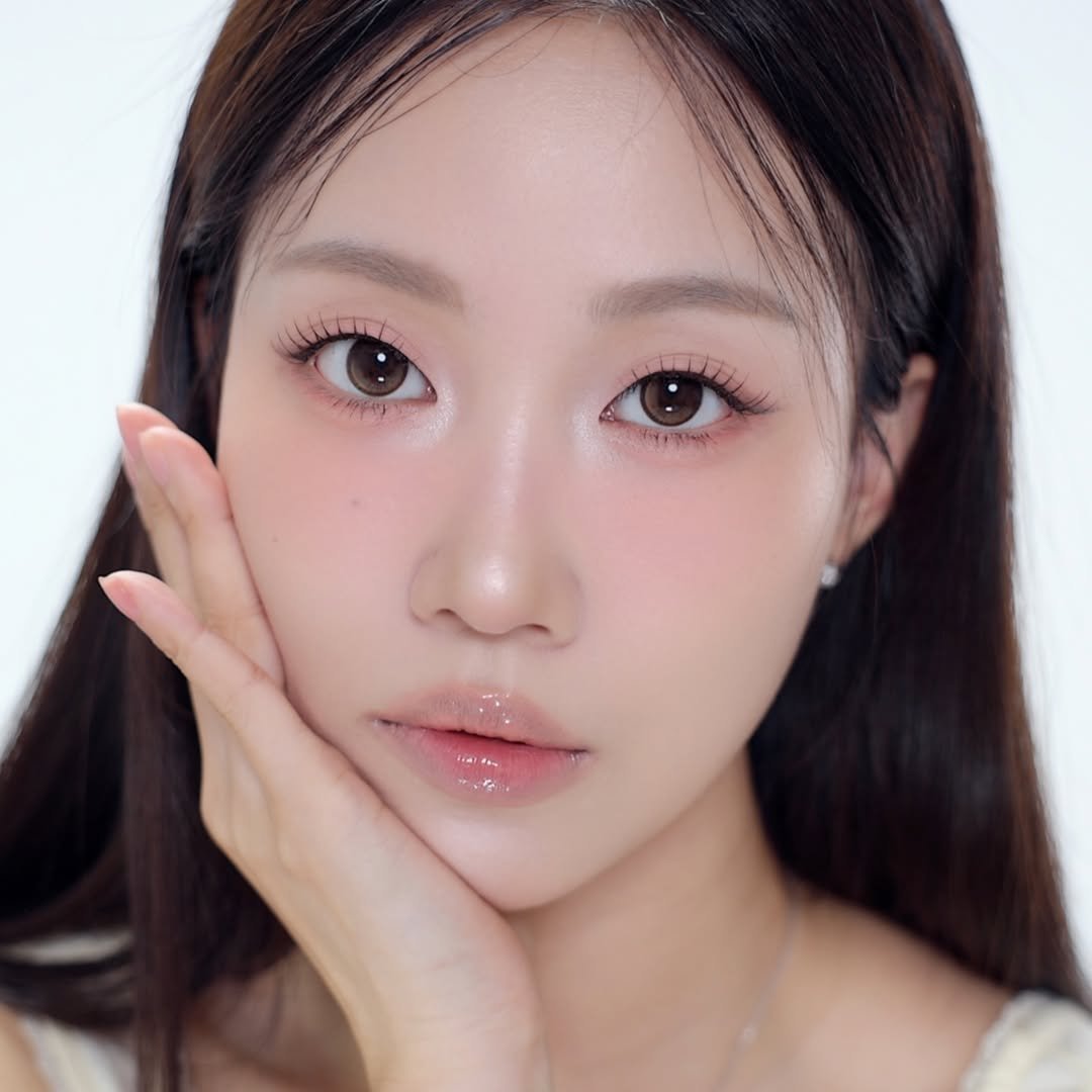 minsco_ 게시물 이미지: 봄 가지마🥹 여름 오지마🙂‍↔️