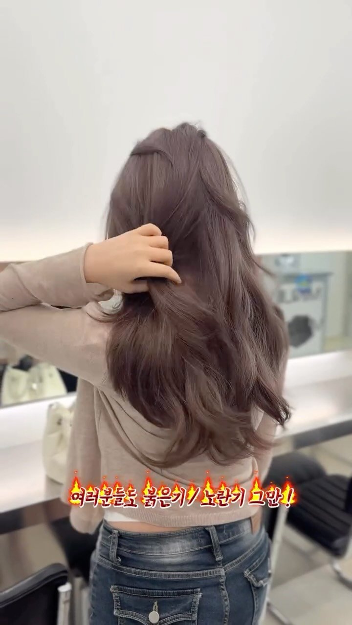 minuit_miyu 게시물 이미지: 인기 최절정인 실버베이지 / 실버브라운 🤍

요 컬러는 웜 • 쿨 따지지않아 고민할...