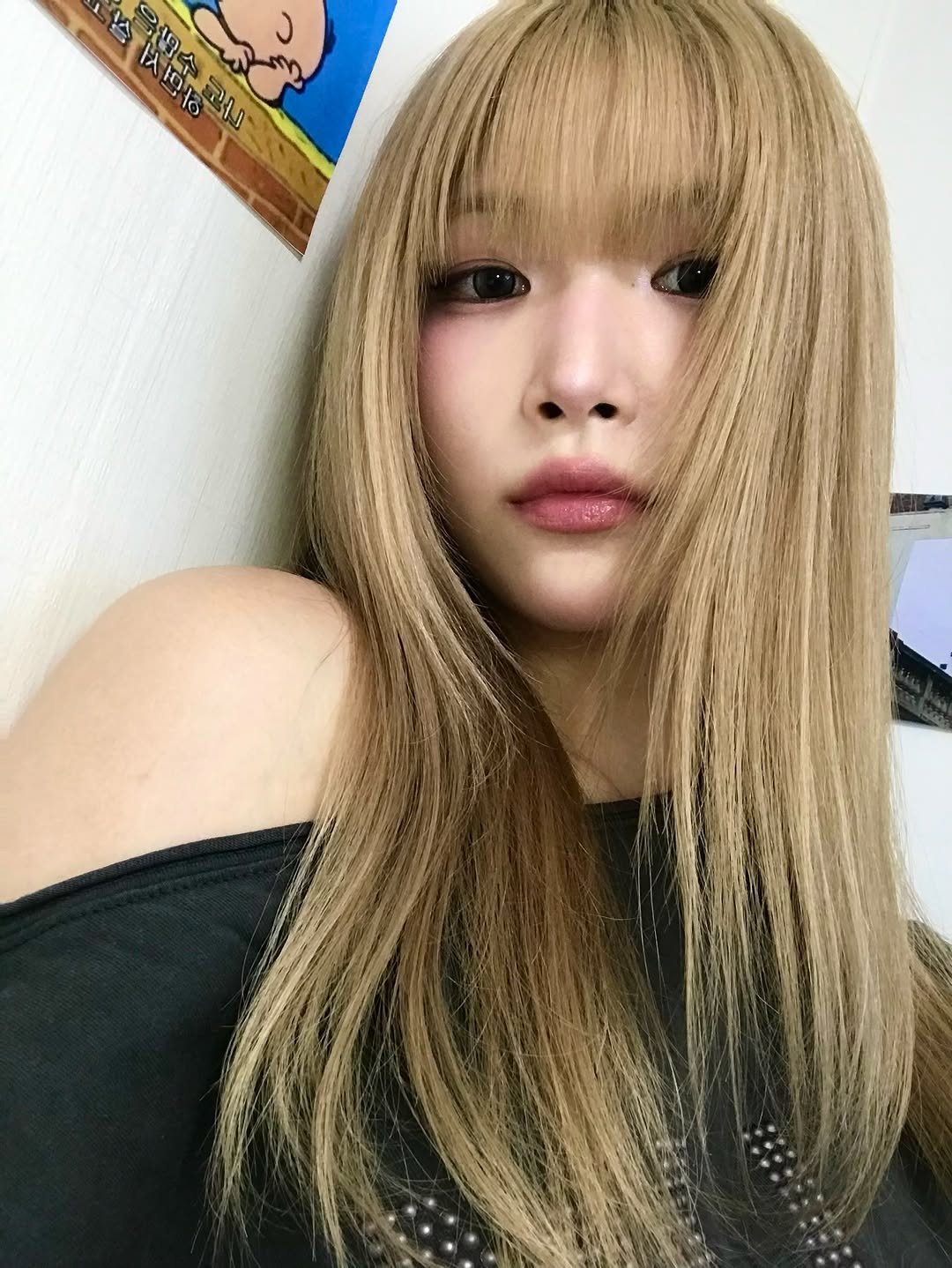 minuit_miyu 게시물 이미지: #샌드베이지 퇴색후기 

모래알 같이 부드러운 느낌의 샌드함 ⌛️ 🤎

에겐녀무드가...