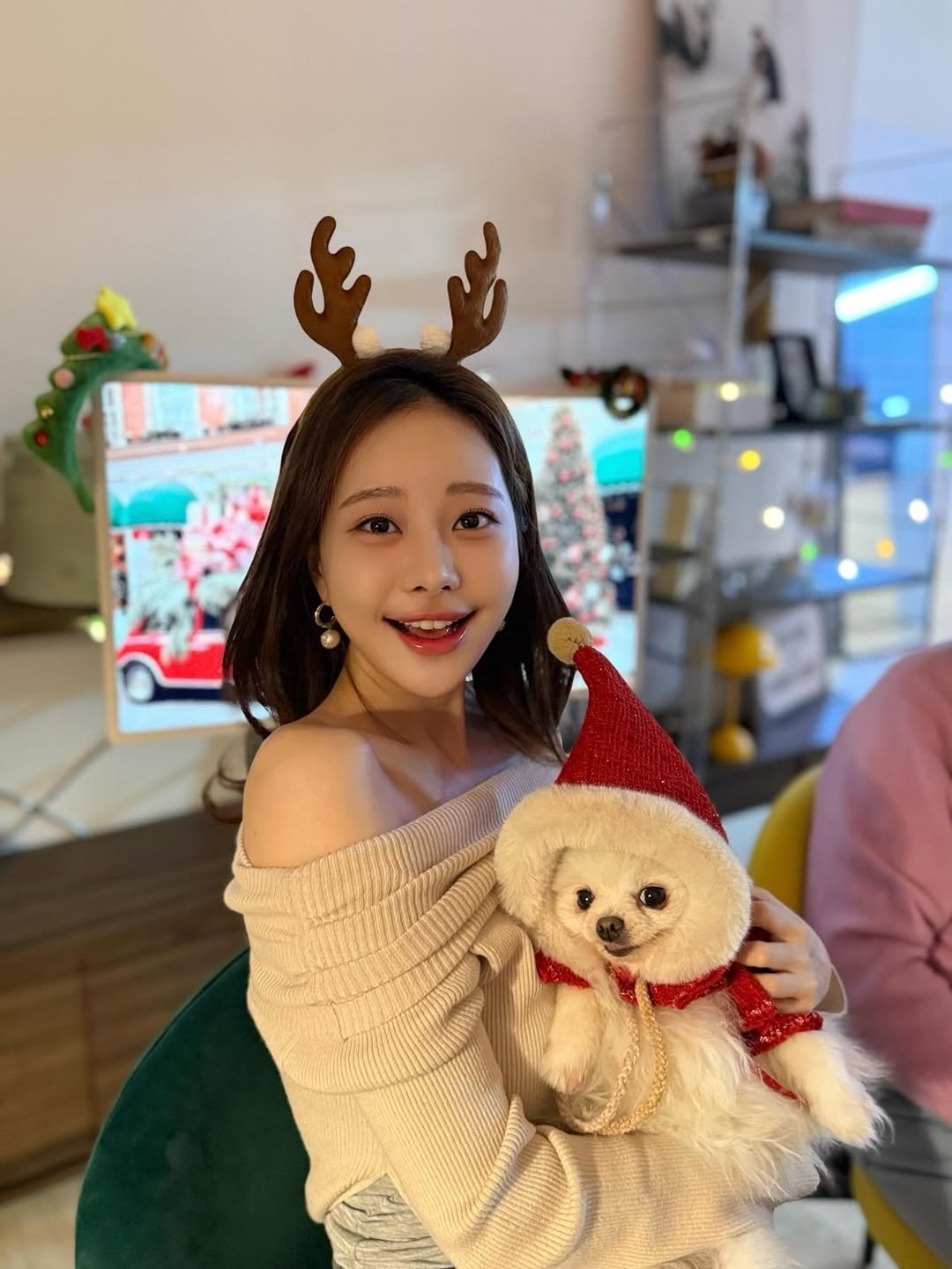 Photo by 김민영🌸아옳이 on December 04, 2025. May be an image of text.