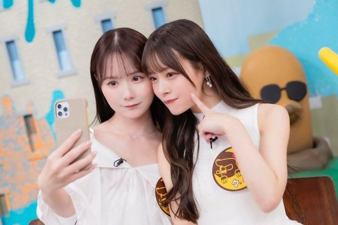 Photo shared by miru🕊 미루/小咪 on December 15, 2025 tagging @tsukitomogura. May be an image of one or more people, hair and text.