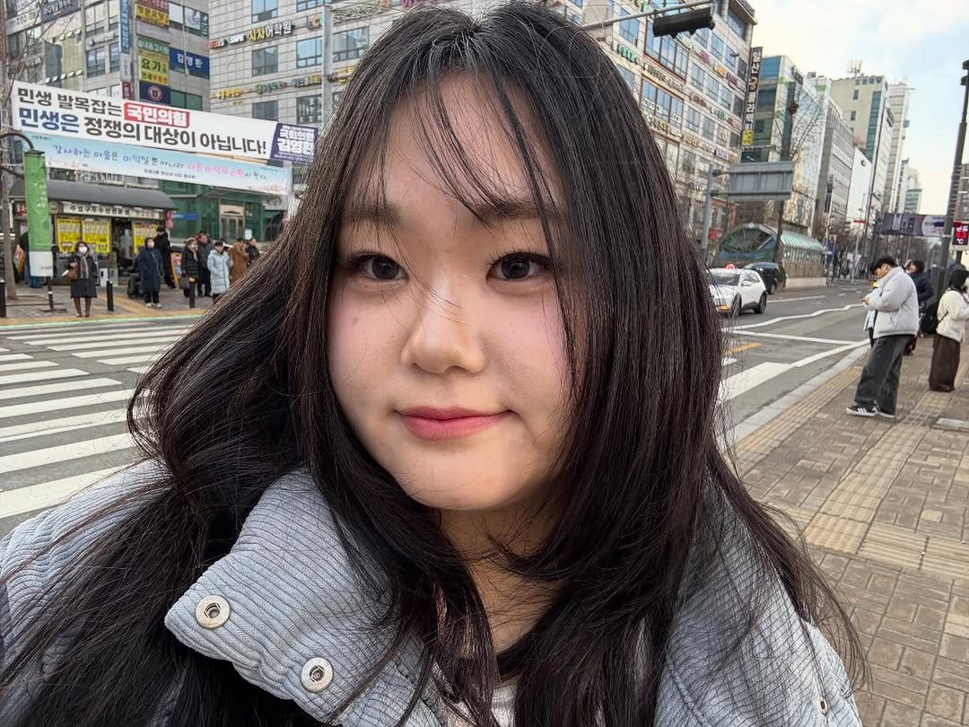 Photo by 미소 miso on January 18, 2026. May be an image of Tokyo Tower, street and text.