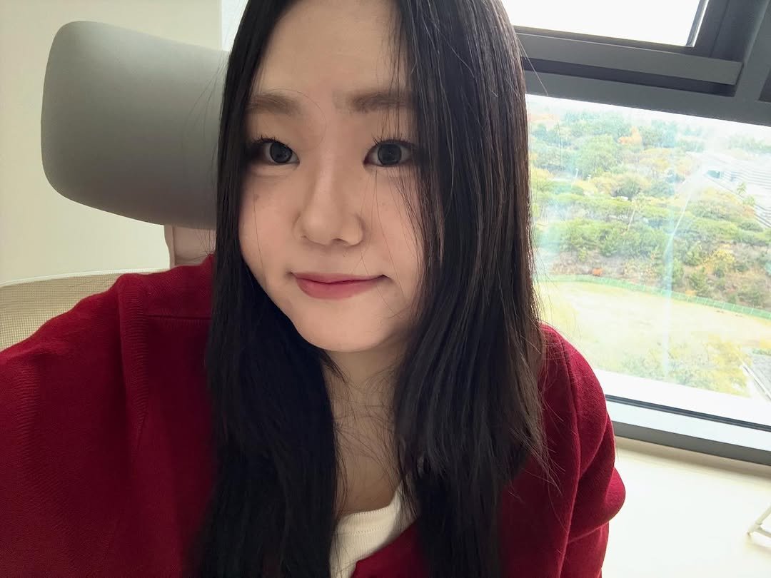 Photo by 미소 miso on December 13, 2025. May be a selfie of one or more people, hair and text.