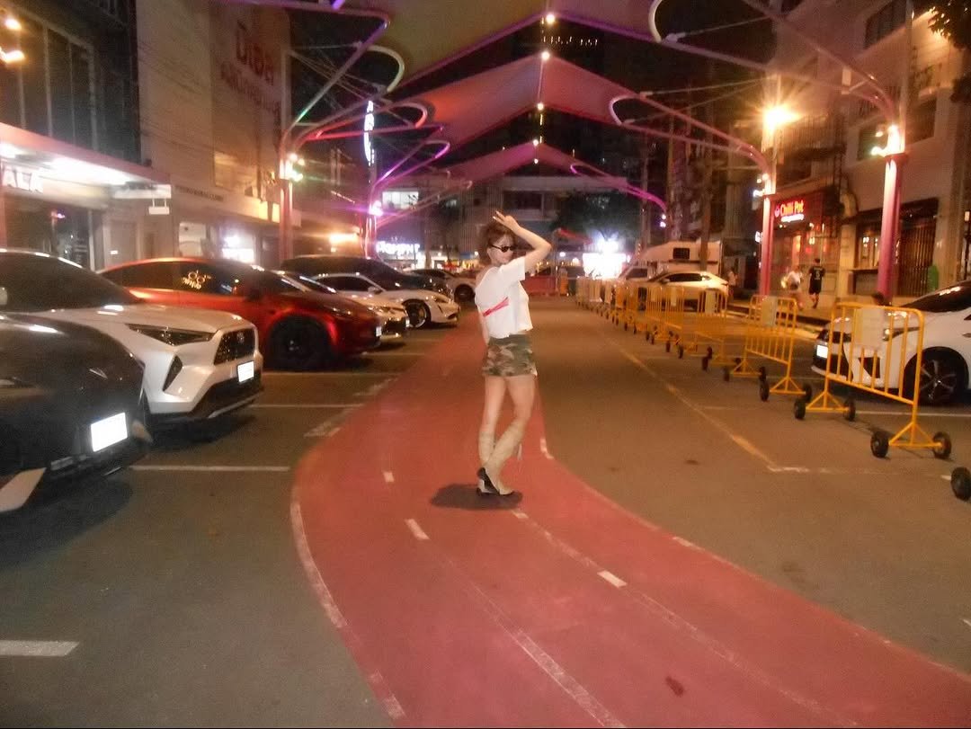 Photo by 美園和花 misono waka on September 04, 2025.