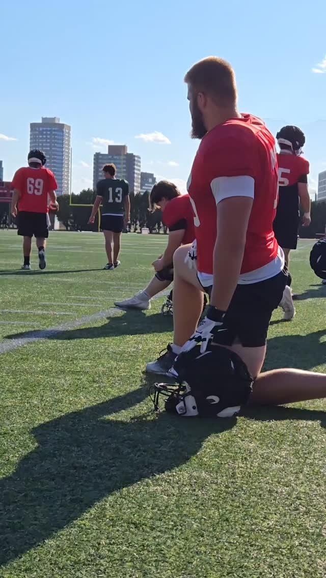 mit 게시물 이미지: It's football season! 🏈

Video: Jenny Li...