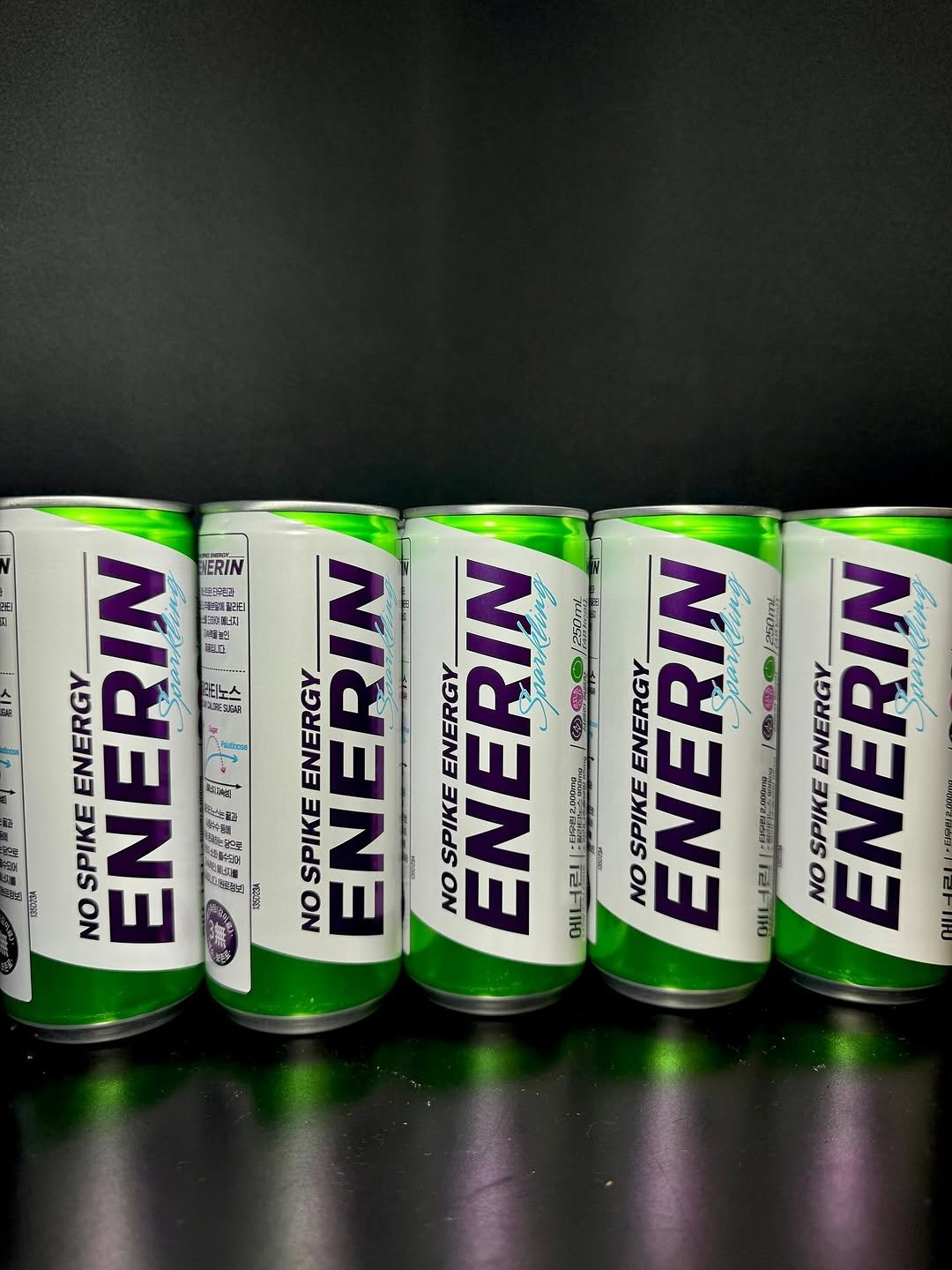 Photo by 전국 맛집 | 카페 | 여행 | 핫플 소개 on September 22, 2025. May be an image of juice, battery and text.