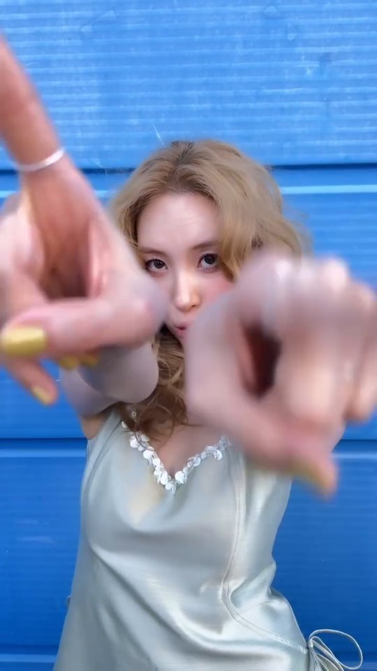 miyayeah 게시물 이미지: 🌬🌀☂️

SUNMI Digital Single [Forever July] 
🎧...