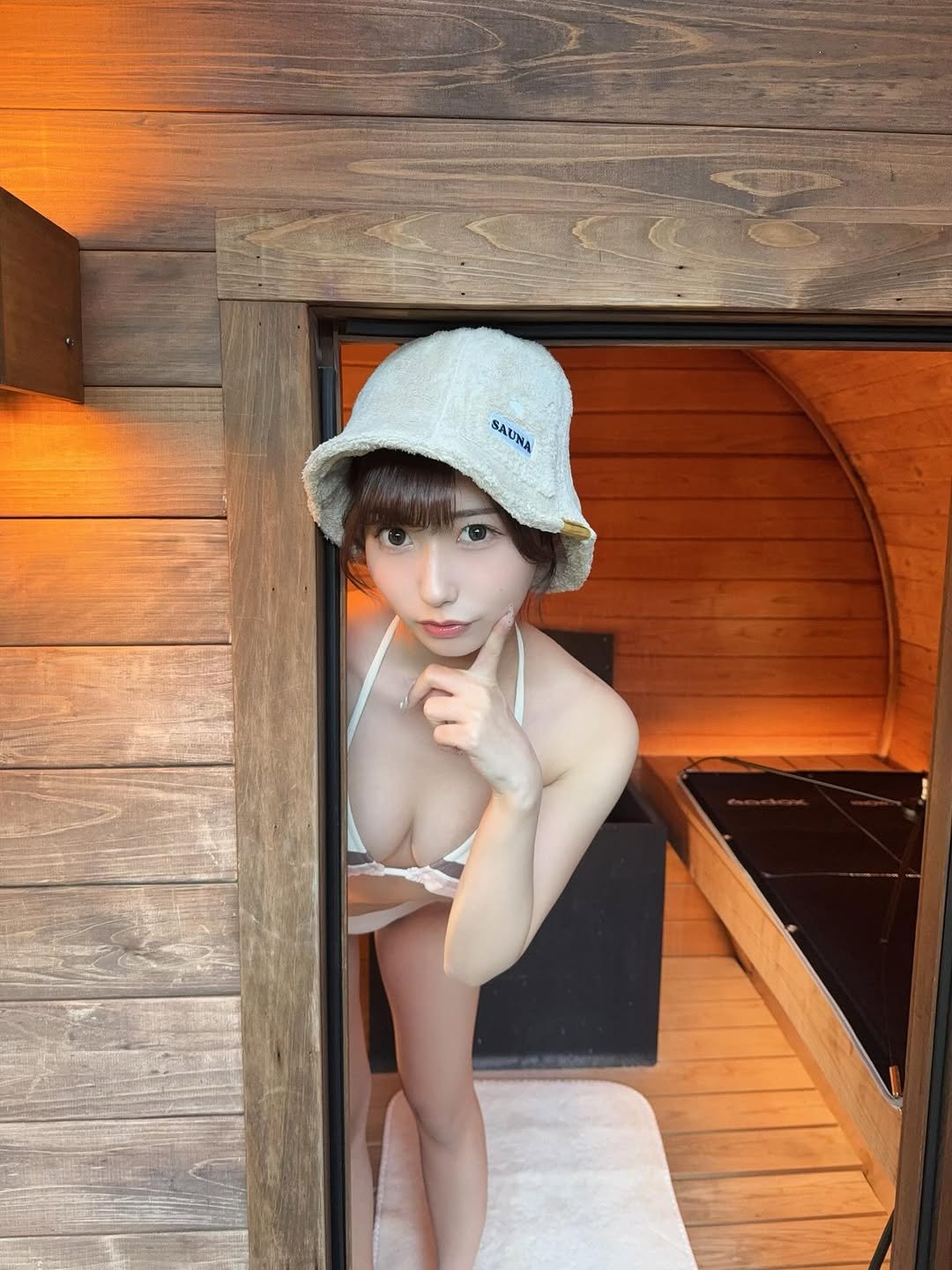 Photo by 逢沢みゆ（本物） on January 08, 2026. May be an image of hat, underwear and text.