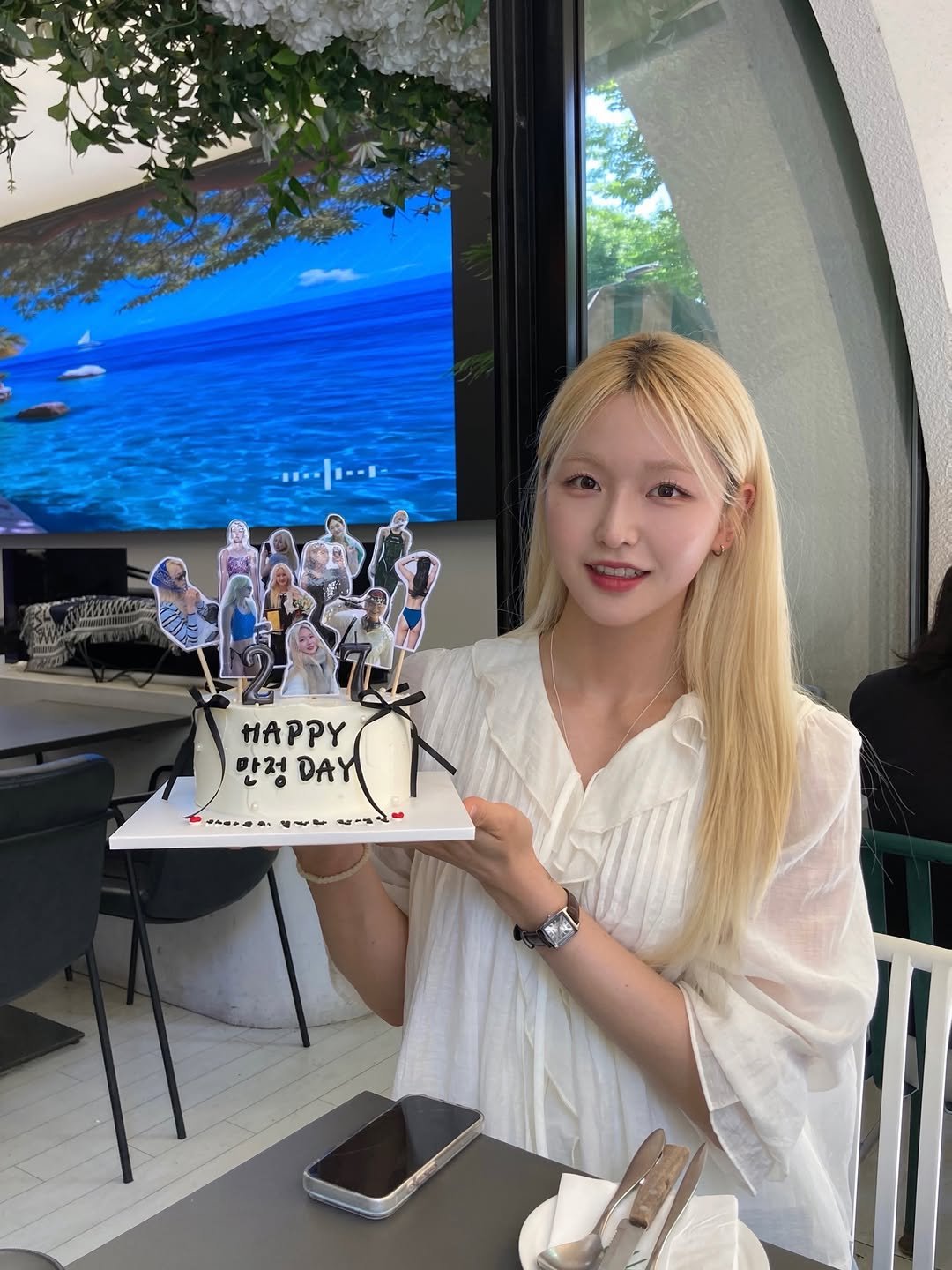 mjeongo_o 게시물 이미지: 𝖧𝖠𝖯𝖯𝖸 𝖬𝖩 𝖣𝖠𝖸 !
올해도 좋은 사람들과, 행복했던 날
감사합니다 🍰🤍