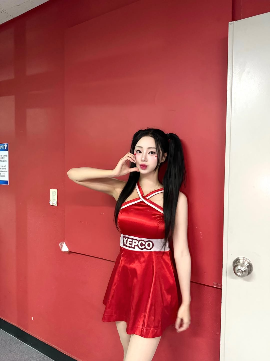 Photo shared by 김민서 on November 02, 2025 tagging @apex_cheerleader_official.