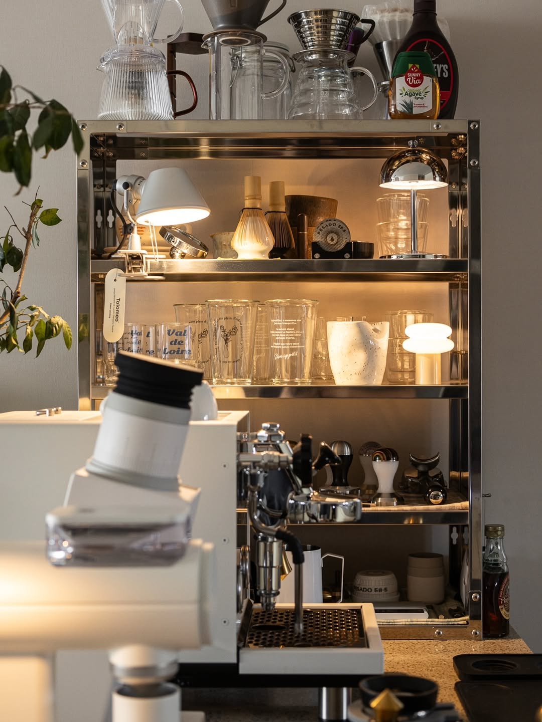 Photo by Megan | 메건's home on February 16, 2026. May be an image of tea maker, coffee maker, grinder, kitchen appliance, carafe, cocktail shaker, beaker, rack, spice rack and text.