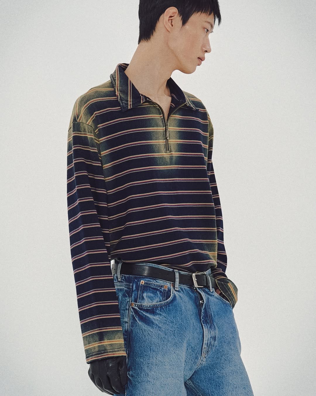 Photo by MMIC (엠엠아이씨) on August 28, 2025. May be an image of 1 person, top, bolo tie, belt and text.