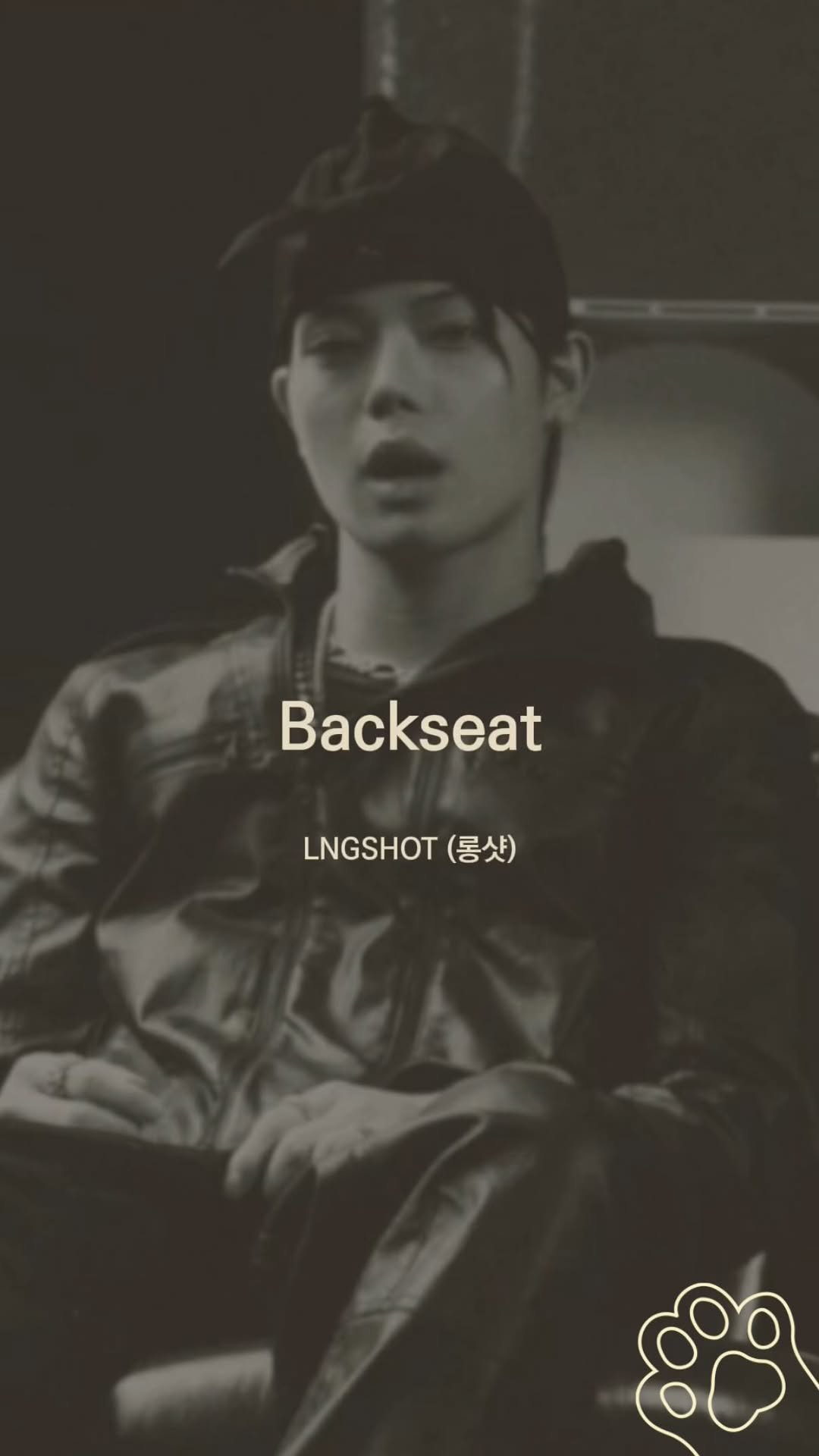 mo.mo_music 게시물 이미지: 실제로 보면 제일 맛도리라는 롱샷 수록곡

- 더 많은 감성적인 노래 추천은 →...