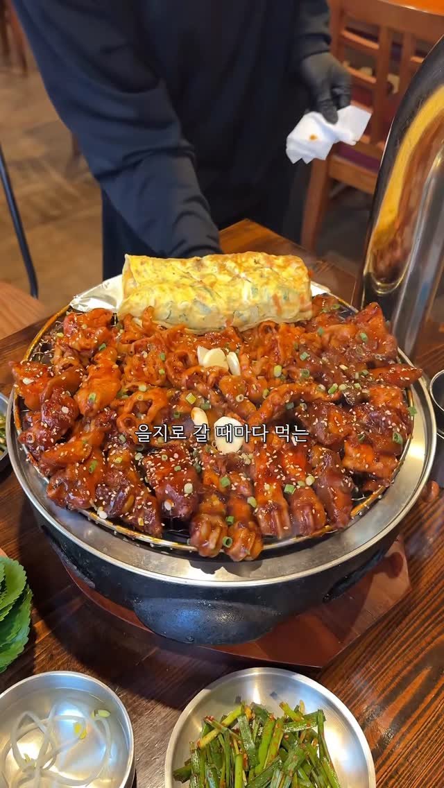 mo_muknyang 게시물 이미지: 을지로 갈때마다 진짜 자주 가게되는 곳!!

예전에 또간집 나와서...